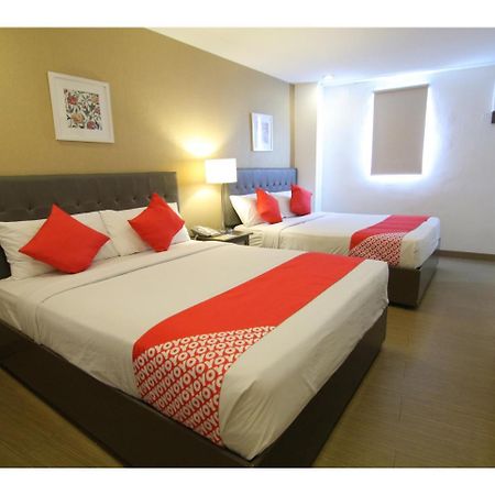 Oyo 24H City Hotel Near Makati Medical Center Makati City Екстер'єр фото