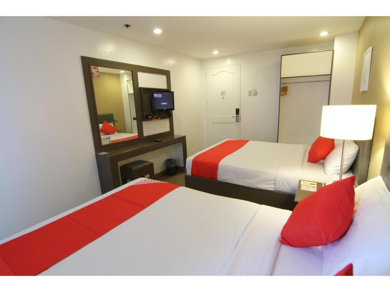 Oyo 24H City Hotel Near Makati Medical Center Makati City Екстер'єр фото