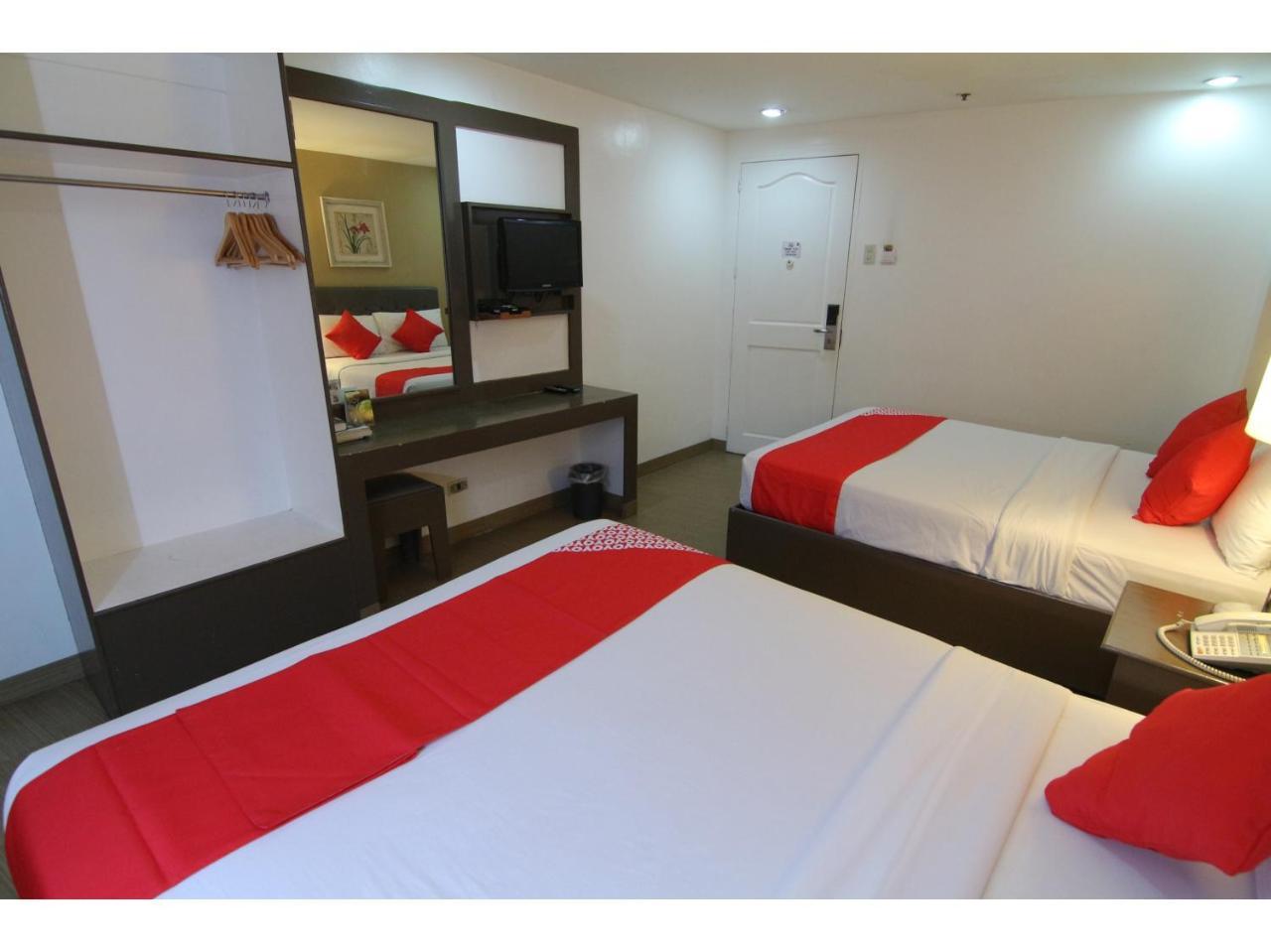 Oyo 24H City Hotel Near Makati Medical Center Makati City Екстер'єр фото